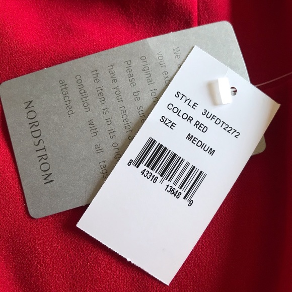 Bailey Blue Red Puff Sleeve Crepe mini dress. - Picture 5 of 5